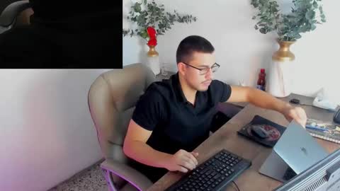 Snapshot of jaygrip chatting on February 2026 07:43:02 PM Jay online show from February 2026 07:43:02 PM