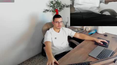 Snapshot of jaygrip chatting on February 2026 07:31:01 PM Jay online show from February 2026 07:31:01 PM