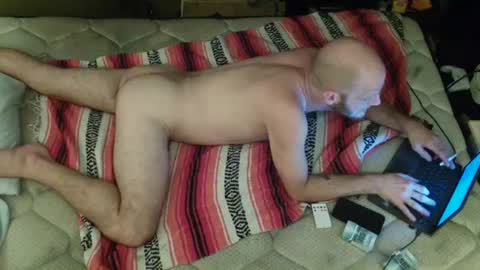 HUngBtmFl online show from December 2025 08:20:01 AM