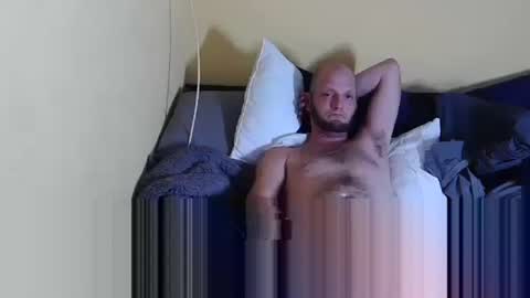 HUngBtmFl online show from March 2026 01:43:02 AM