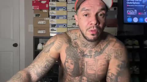 jayjaythebutcher23 online show from August 2026 06:40:01 AM