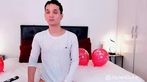 Jaylen and duke online show from December 2025 11:07:01 AM