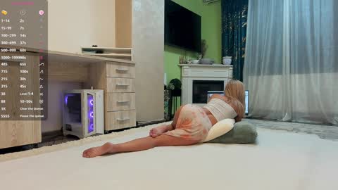 Snapshot of jaylynxxxx74 chatting on September 2025 03:32:02 AM Jay online show from September 2025 03:32:02 AM