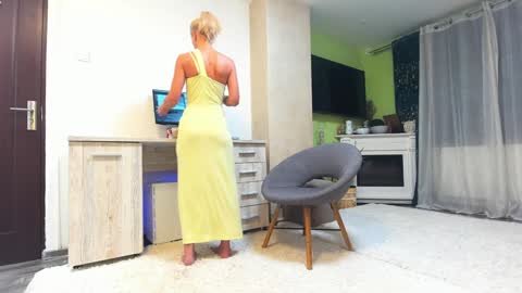 Snapshot of jaylynxxxx74 chatting on October 2025 03:58:02 AM Jay online show from October 2025 03:58:02 AM