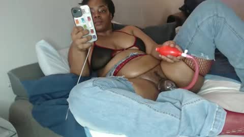 jaysowett online show from December 2025 03:59:02 AM