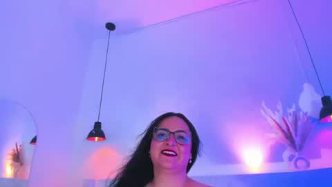 Jazmin online show from July 2026 10:59:02 PM