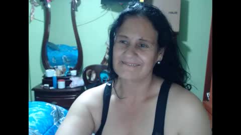 Snapshot of jazmin_rios chatting on January 2025 11:45:01 PM jazmim online show from January 2025 11:45:01 PM