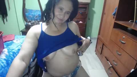 Snapshot of jazmin_rios chatting on February 2025 01:30:02 AM jazmim online show from February 2025 01:30:02 AM