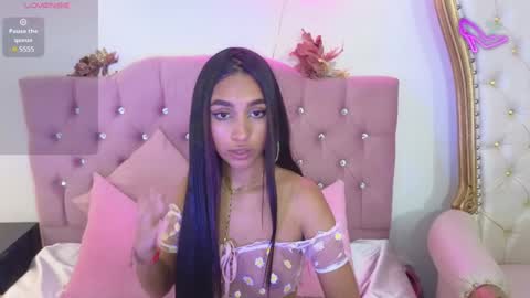 Jazmin  online show from February 2025 07:31:02 PM