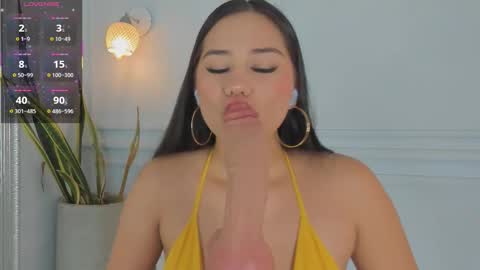 Jasmine  online show from December 2025 07:22:01 PM