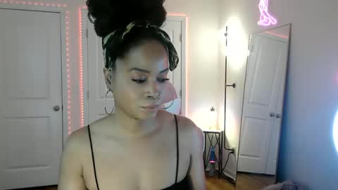 Jazmine Fox online show from April 2026 04:37:02 PM