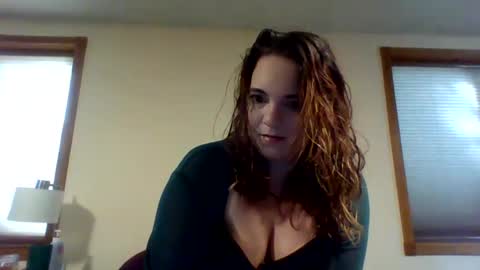 Snapshot of jazzyrae97 chatting on October 2025 03:42:01 PM Jazzyrae online show from October 2025 03:42:01 PM
