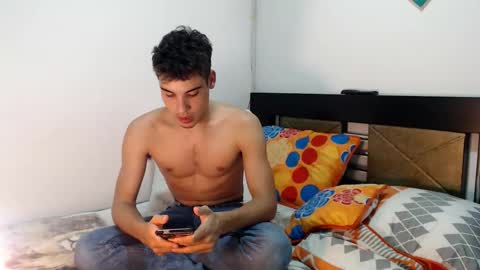 Lin online show from November 2025 12:42:01 AM