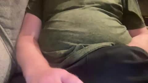 Snapshot of jdog31982 chatting on February 2025 02:33:02 AM jdog31982 online show from February 2025 02:33:02 AM