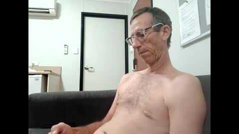 Snapshot of jdownunder2003 chatting on February 2025 10:54:02 AM jd online show from February 2025 10:54:02 AM