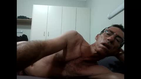 Snapshot of jdownunder2003 chatting on February 2025 07:13:01 PM jd online show from February 2025 07:13:01 PM