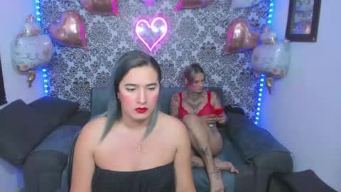 . Julianita y Valery . online show from April 2026 03:07:02 AM