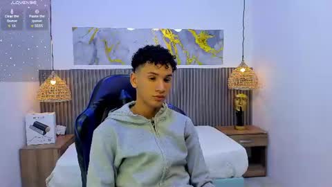 jdwhite18 online show from July 2026 03:58:02 AM