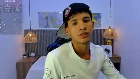 jdwhite18 online show from July 2026 04:08:01 AM