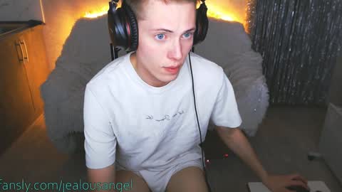 Angel online show from February 2025 03:30:02 PM