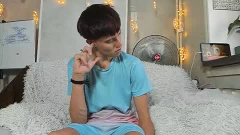 Snapshot of jealousangel chatting on July 2026 10:09:01 PM Angel online show from July 2026 10:09:01 PM
