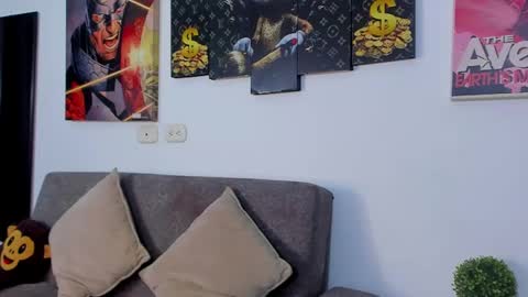 Snapshot of jean_lopez chatting on March 2025 06:27:01 AM Jean axelcrow Modelo Independiente online show from March 2025 06:27:01 AM