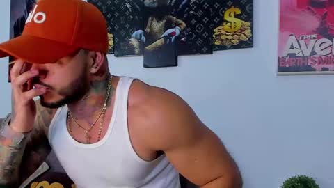 Snapshot of jean_lopez chatting on March 2025 08:41:01 AM Jean axelcrow Modelo Independiente online show from March 2025 08:41:01 AM