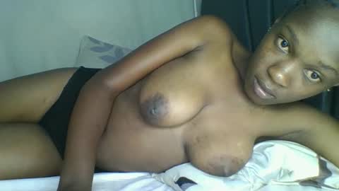 Snapshot of jeanbae4 chatting on December 2025 12:22:02 PM jean online show from December 2025 12:22:02 PM