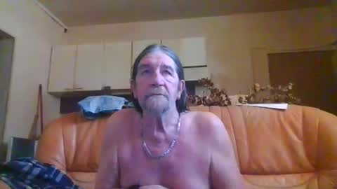 jeanclaude1959 online show from June 2026 07:33:01 AM