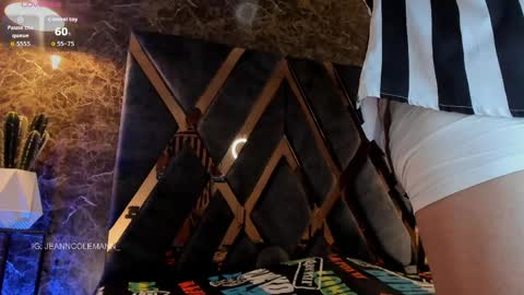 Snapshot of jeancolleman chatting on April 2026 11:29:02 PM Jean Colleman online show from April 2026 11:29:02 PM