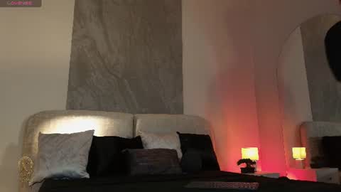 Jean Colleman online show from June 2026 12:25:01 AM