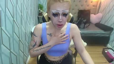 Jeane Marie online show from July 2026 02:42:02 AM