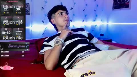 Jean online show from September 2025 03:18:02 AM