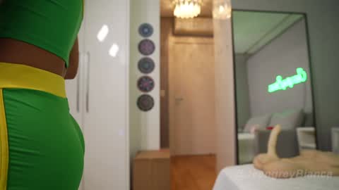 Bianca online show from December 2024 07:34:01 PM