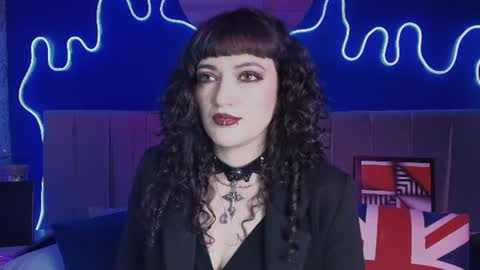 Jean online show from July 2026 07:38:01 PM