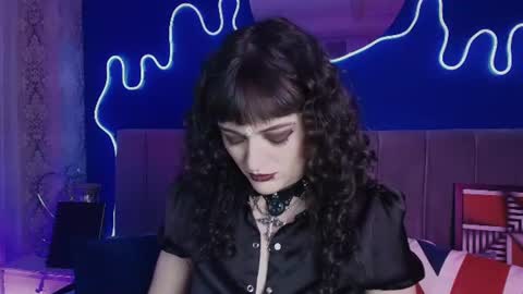 Jean online show from July 2026 07:49:02 PM