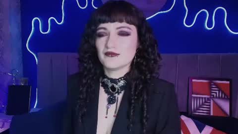 Jean online show from July 2026 07:49:01 PM