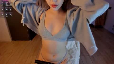 Snapshot of jee__son chatting on December 2025 05:38:02 AM jee__son online show from December 2025 05:38:02 AM