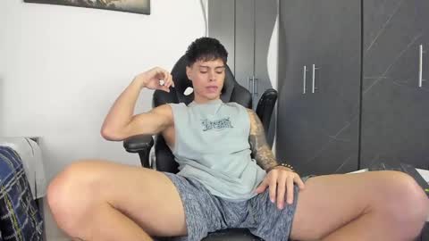 Jeanpii01 online show from May 2026 02:50:02 AM