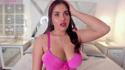 Snapshot of jeen_taylor chatting on January 2025 10:18:01 PM Jeen Taylor online show from January 2025 10:18:01 PM