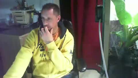 Snapshot of jef74700 chatting on December 2024 07:00:02 AM Jrme online show from December 2024 07:00:02 AM