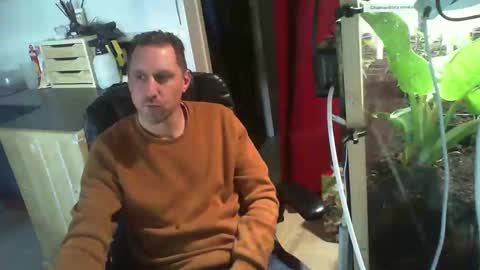 Snapshot of jef74700 chatting on January 2025 09:32:02 AM Jrme online show from January 2025 09:32:02 AM