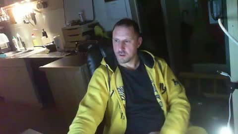 Snapshot of jef74700 chatting on February 2025 04:06:01 AM Jrme online show from February 2025 04:06:01 AM