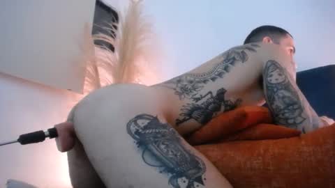Jeff and Mugi  Independent model online show from May 2026 05:15:02 AM