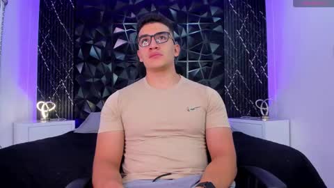 Jeff online show from November 2025 08:09:02 PM