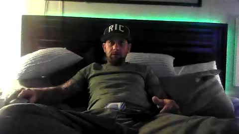 Snapshot of jeffersonjason438 chatting on January 2026 03:21:01 AM Doingitright online show from January 2026 03:21:01 AM