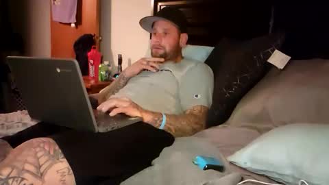 Snapshot of jeffersonjason438 chatting on March 2026 08:53:01 AM Doingitright online show from March 2026 08:53:01 AM