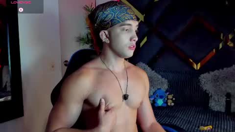 JEICOB STONE online show from June 2026 02:36:02 AM