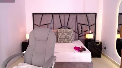 jeinnovemontenegr0 online show from March 2026 11:49:01 AM