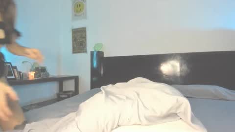 Snapshot of jeinsssgreys chatting on October 2025 01:44:01 AM Greys online show from October 2025 01:44:01 AM